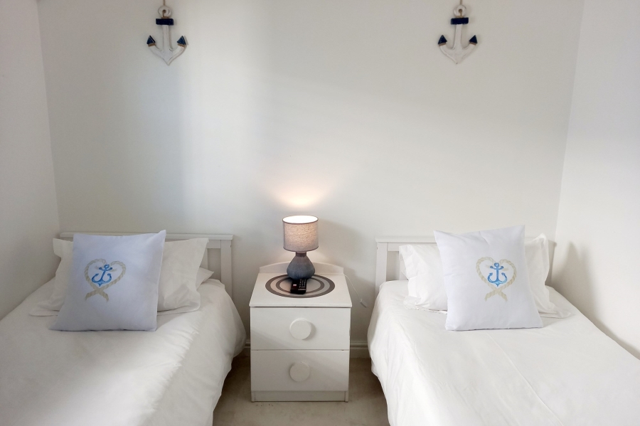 4 Bedroom Property for Sale in Jacobsbaai Western Cape